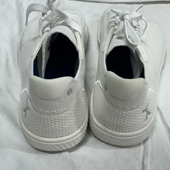 Flux Adapt Knit White Sneakers - Picture 6 of 9